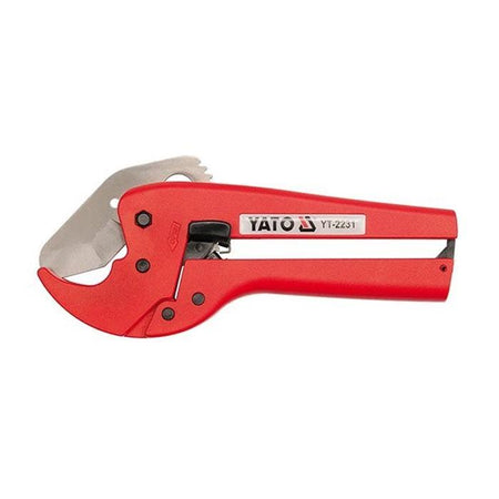 Plastic Pipe Cutting