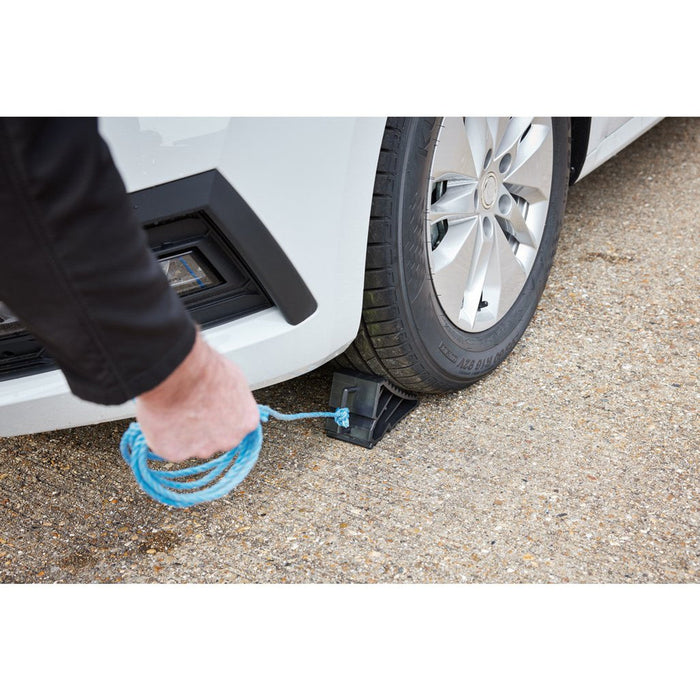 Draper Plastic Wheel Chocks - Pair
