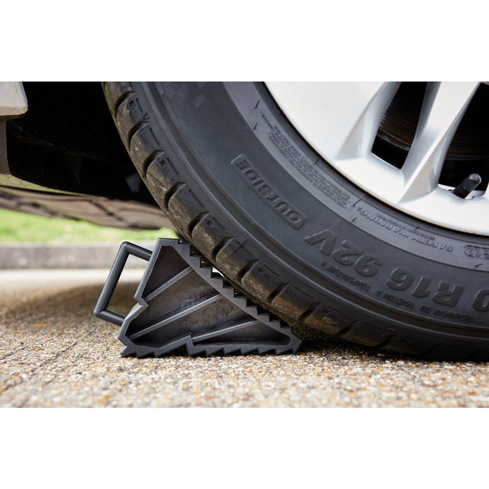 Draper Plastic Wheel Chocks - Pair